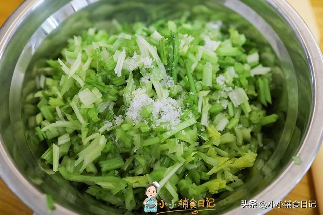 你的育儿经：自己在家做五块钱一顿有菜有肉吃的饱！这样做牛肉饺子就是香