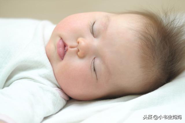 「春风」新生儿包裹好，才能睡得好！如何正确包裹宝宝？这些细节要弄清楚