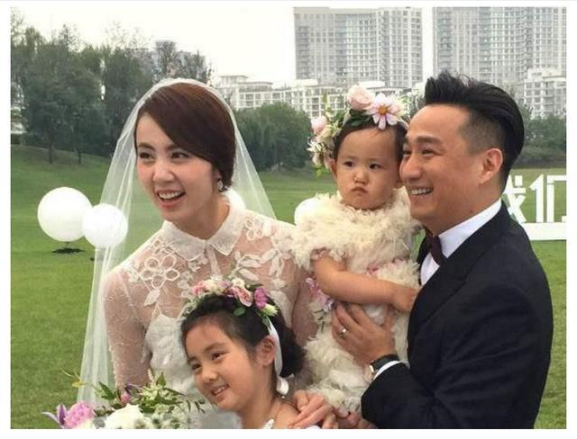 月影浓|18岁都不到的孙莉就被黄磊“搞定”，为何黄磊这么着急，怪不得