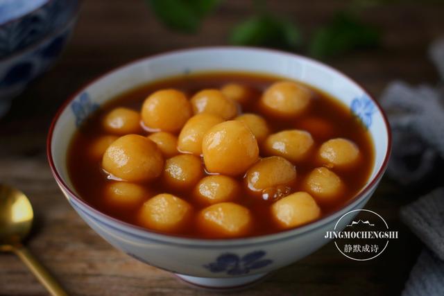 Every few days of that month, I make this to eat for myself – sweet and soft, stomach feels comfortable