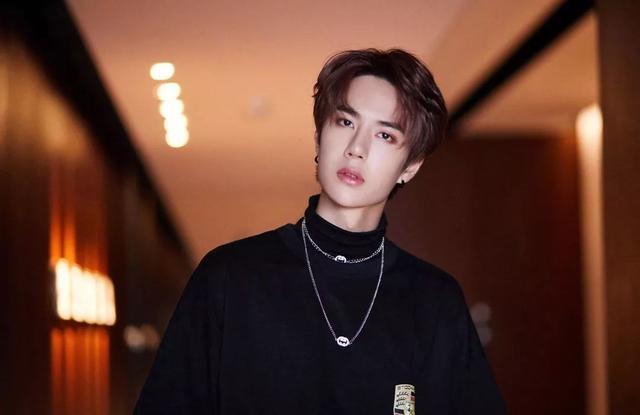 樱桃奶球|乐华和芒果关系微妙，王一博会因此退出《天天向上》吗？