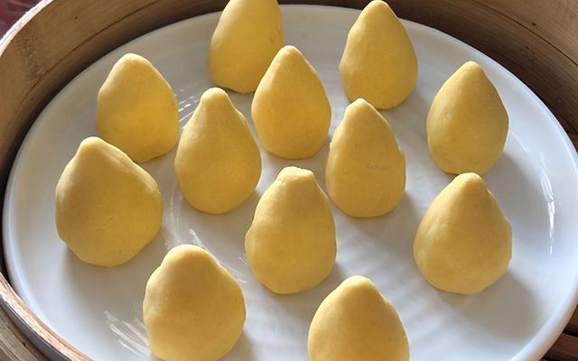 冬季早餐别将就，教你做山药红枣玉米面窝窝头，细腻香甜又营养