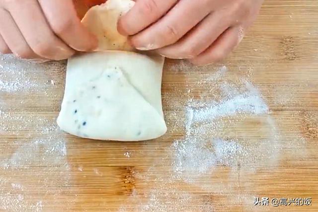 怎么做千层饼？掌握好这3点，轻松出千层，外酥里嫩、层层分离