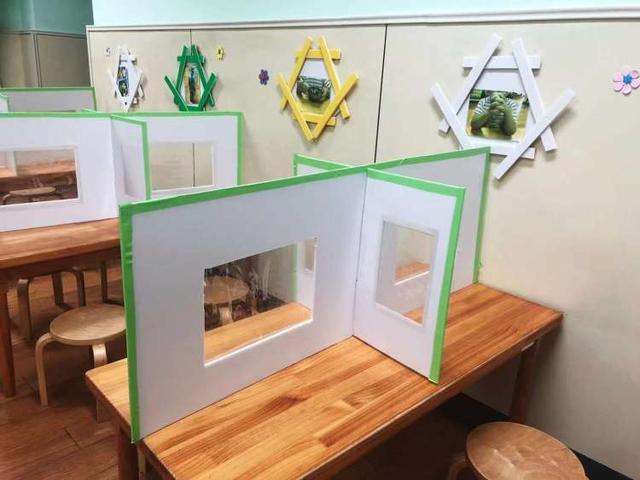 超级宝妈|透明隔离板用餐 错向而睡，幼儿园开学在即 为幼儿筑起一道坚固的“防护墙”