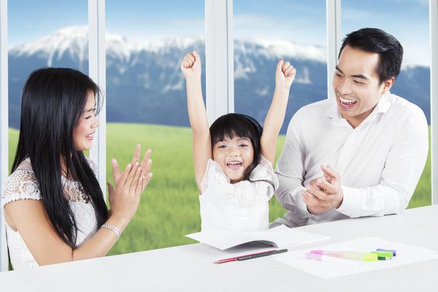 [超级宝妈]辅导孩子写作业时家长最容易上火，这股火到底应该怎么熄灭？