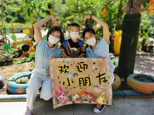 超级宝妈|咱栖霞的小朋友也都开学啦！看看娃儿们的开学第一天