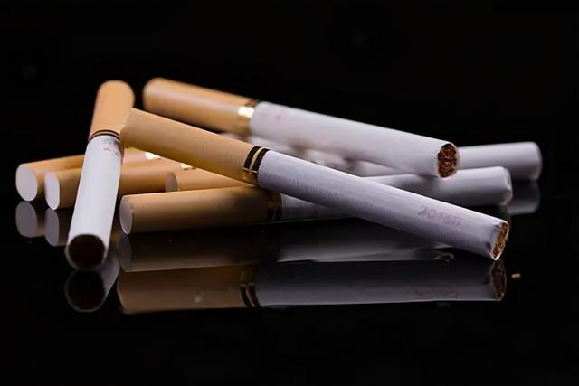 同样都是吸烟，为何有的人不得癌，反而能长寿？告诉你真相