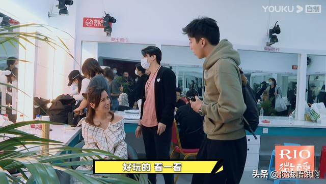 fun娱乐|佘诗曼王大陆约会的一天 全程引发姨母笑 比高甜偶像剧还甜蜜