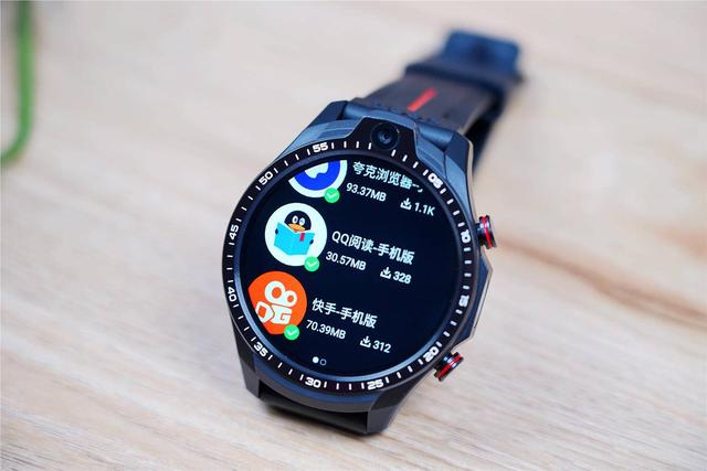 64G内存，双摄、支持独立通话、微信和，这是要取代手机吗