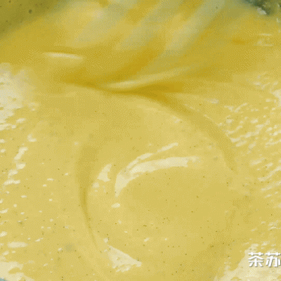 学会这道流心牛乳挞，想低调都不行