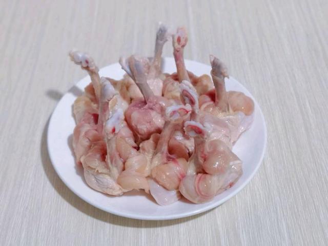 自从鸡腿这样做，孩子再也不吵着吃油炸食品了，香脆健康