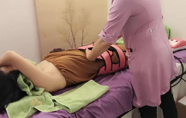 猫小鱼|生完宝宝24小时内，产妇别光顾着休息，再累也要把这3件事情完成