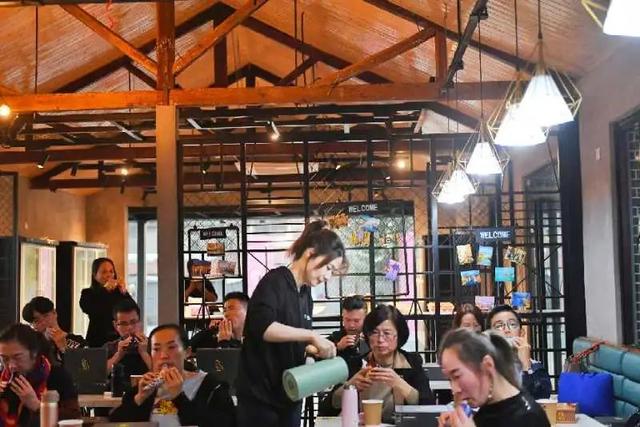 粮仓|口水预警！松江这处历史悠久的建筑内居然藏了这么多美食店