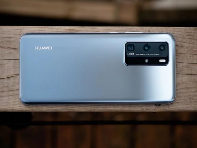 『环球网』华为P40 Pro充电实测:支持40W 不到1小时充到100%