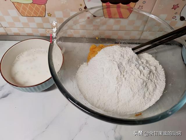 学生早餐，我用红薯做发面饼，香甜宣软，凉后不发硬