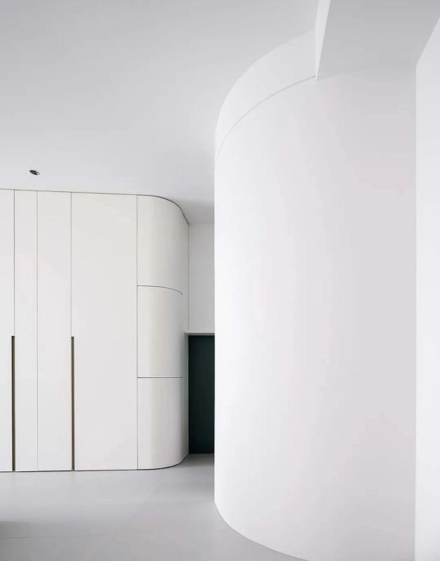 仅仅花了20万元，就把137平米的四居室装修的美轮美奂