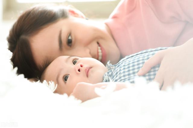 最爱笑的人|“生完宝宝增重40斤，老公嫌弃不碰我，伤！”一位24岁少妇的困惑