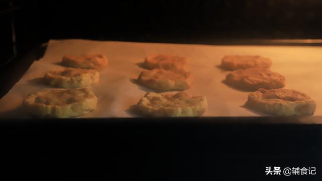 超级宝妈|这个动作能让宝宝更聪明？别再强硬阻止宝宝啦，这样做，更妥帖