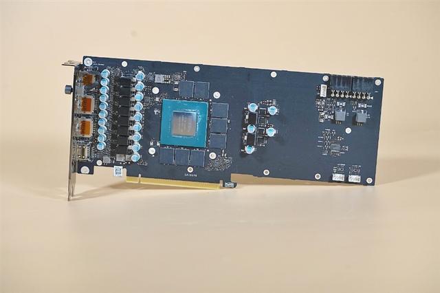 七彩虹也展现了精准刀工！iGame RTX 3060 Ti Advanced OC评测：烤机3小时64度