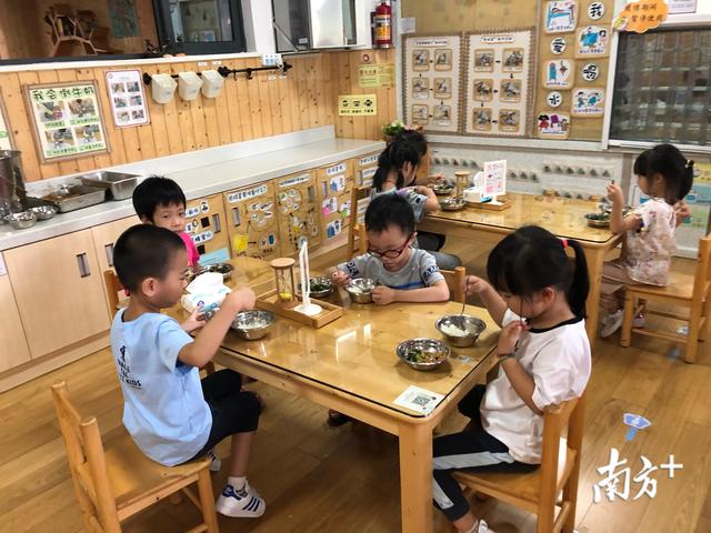 你的育儿经|“你们安好，我便心安！”开学第一天，罗湖区教工幼儿园暖爆啦