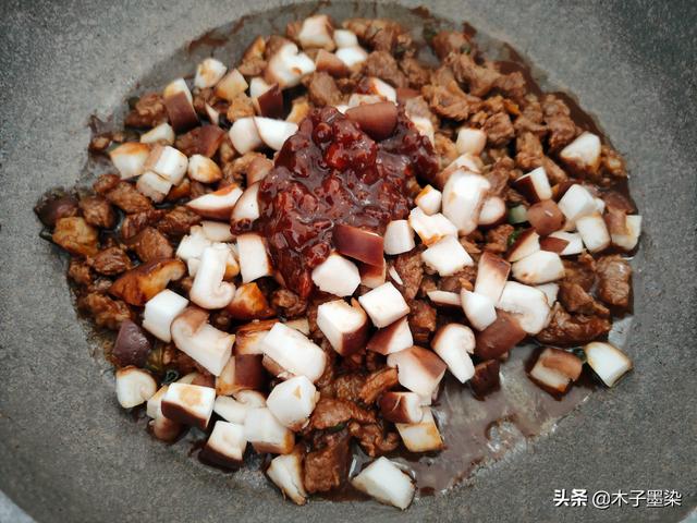 天冷赖床，这拌饭酱多做点，5天不用早起，拌饭拌面好吃又省事