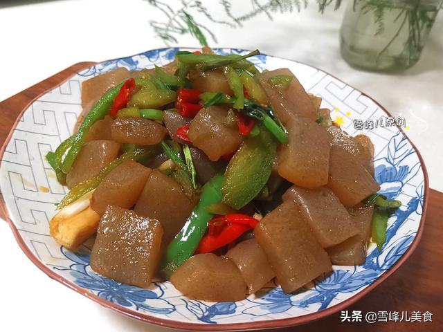 邻居送来此菜，告诉我宁可不吃肉也要常吃它，网友：中国好邻居