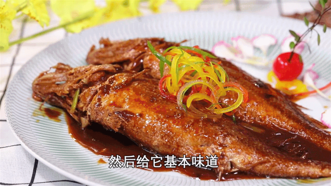 煎鱼前一定要做这2步，保证鱼皮不破肉不散