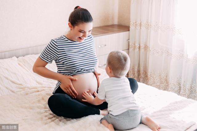 「你的育儿经」怀二胎比第一胎辛苦？专家：这几个原因说明，生孩子要趁早