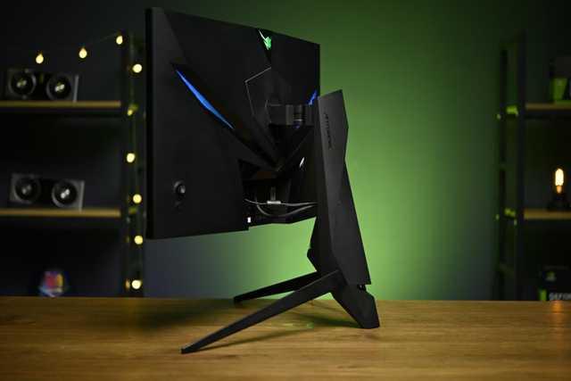 2K高刷居然还有超高色域 这个电竞显示器很专业