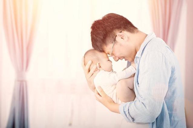 你的育儿经|为什么小宝宝刚出生，就能准确辨认出妈妈？这3个方式有点暖心