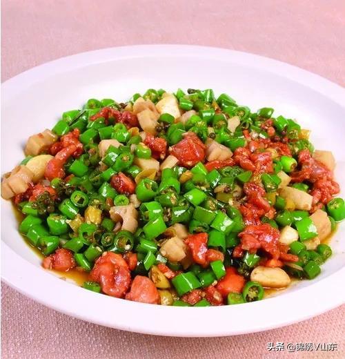 绝对地道的26道家常菜，香辣醇厚，越吃越想吃，拌上汤汁两碗饭