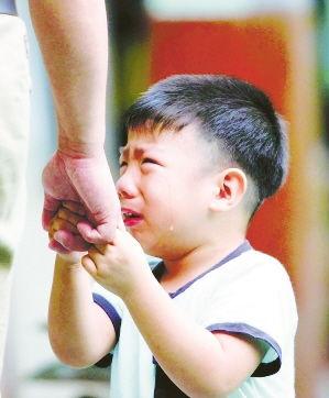 『超级宝妈』家长要“逼”孩子做到这4件事，上幼儿园后，能让孩子少“遭罪”
