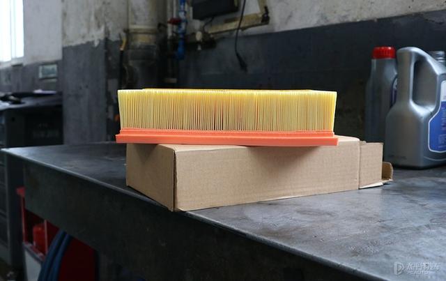 失声的4S店：前有“成本虎豹”，后有“直营豺狼”