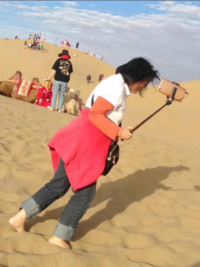 「世界那么大」敦煌鸣沙山露营