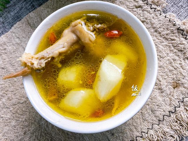 冬至快到了，教大家炖鸡汤，老母鸡学会这样炖，好喝更滋补