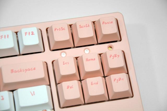 开啤酒小姐姐同款面具，ikbc白无垢樱花机械键盘开箱体验