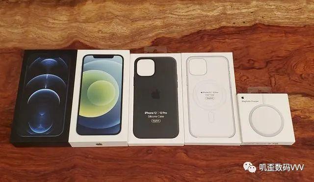 外媒痛批苹果！iPhone12不送充电器绝非为环保，理由真实