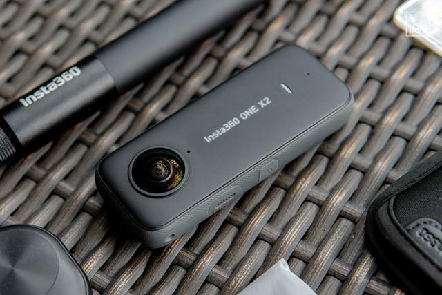 Insta360 One X2 全景相机体验：器小活好