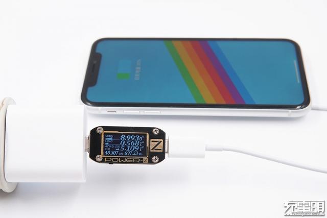 苹果MagSafe磁吸式无线充是指向未来的吗？