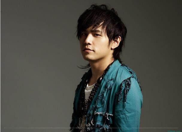 影视交流地|周杰伦唱的是夏天，我们听的却是回忆