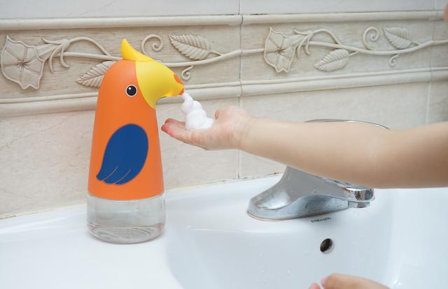 亲人族|让孩子爱上洗手的软萌小鹦鹉：小向自动感应泡沫洗手机套装