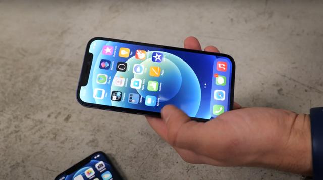 3米摔下屏幕依旧完好！iPhone 12跌落测试，真的很抗摔