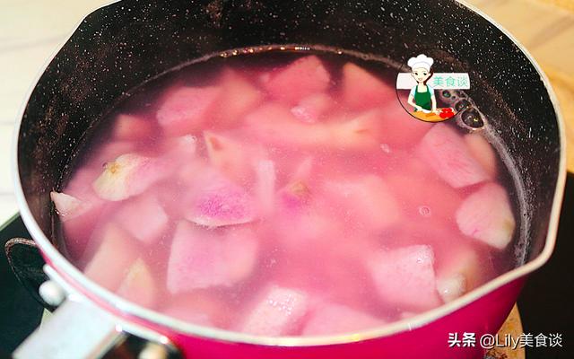 南方特有的大薯，一个可以吃好几顿，比地瓜好吃，低脂饱腹又营养