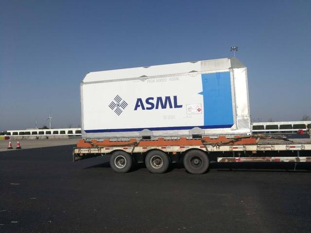 忍不住来了！荷兰ASML亮相中国进口博览会，释放三个重要信号