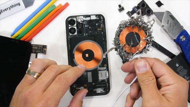 iPhone12Pro真机拆解：实际有5颗镜头，难拆更难修复