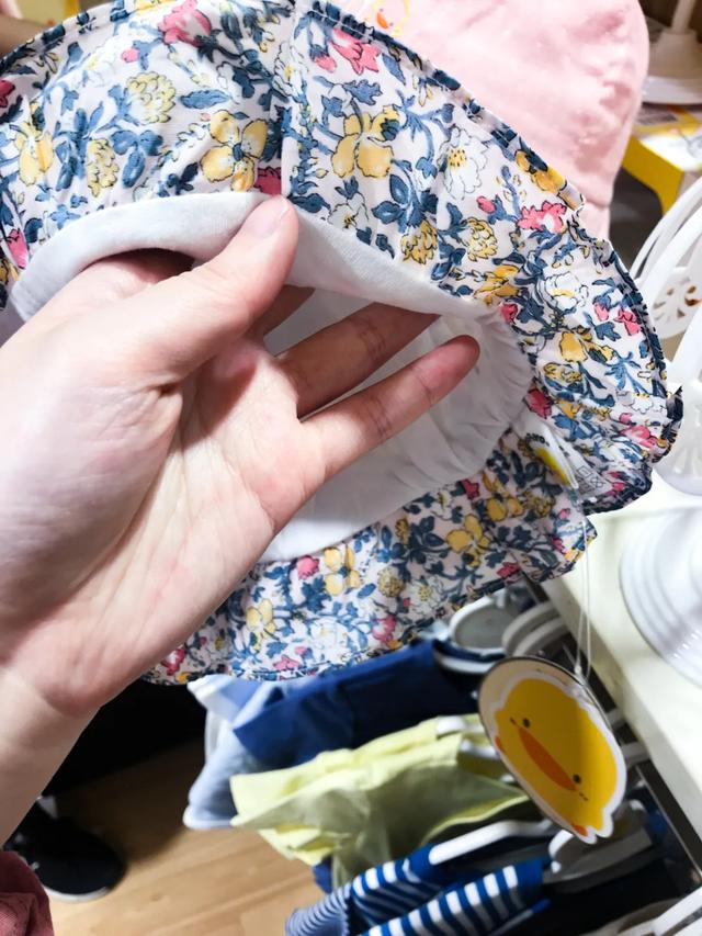 「你的育儿经」出游必备的儿童防晒帽啷个选？成都市面上17款儿童帽测评来了