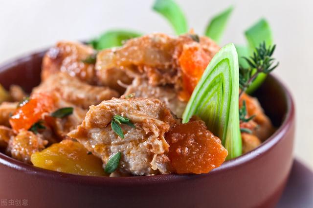 无论炖什么肉，牢记1句口诀，肉都会香醇又好吃，味道又香又嫩