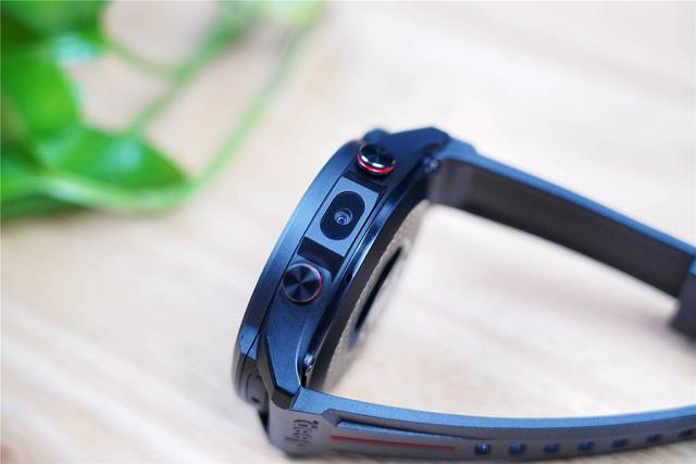 64G内存，双摄、支持独立通话、微信和，这是要取代手机吗