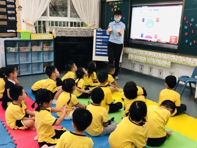 爱上你的微笑|「祈福倚湖湾幼儿园」安全教育第一课