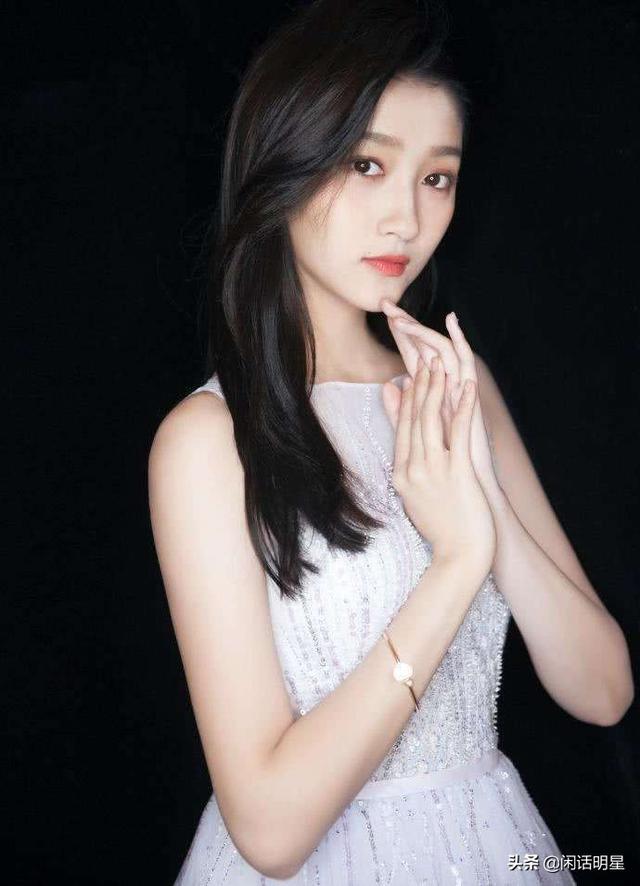 我是一只喵|个人认为，四小花旦中名不副实的明星